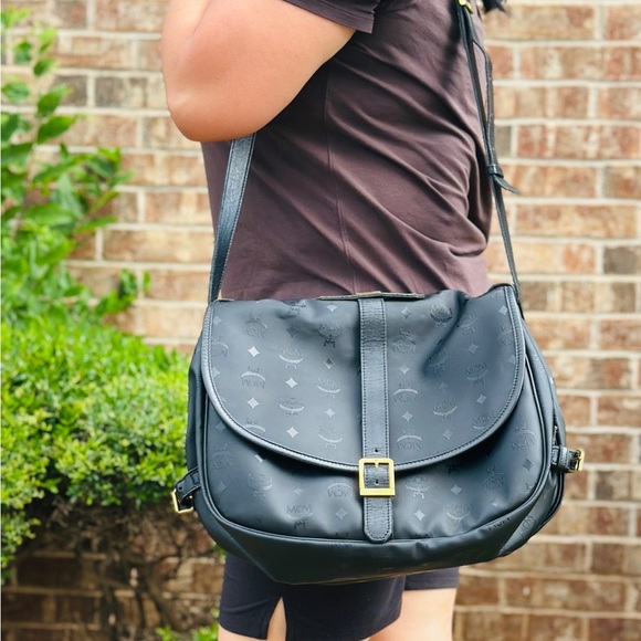 MCM 35cm Black Messenger Bag. EUC❗️ - Picture 13 of 14